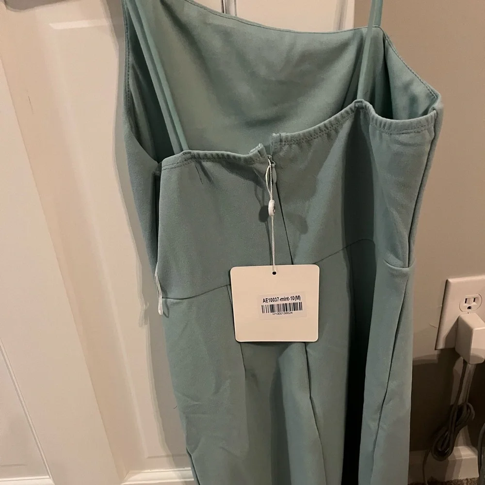 Hello Molly Dress size Medium. New with tags. Never worn. - Picture 4 of 5